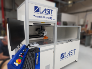 Nouvelle graveuse laser chez MOM Packaging : une traçabilité renforcée